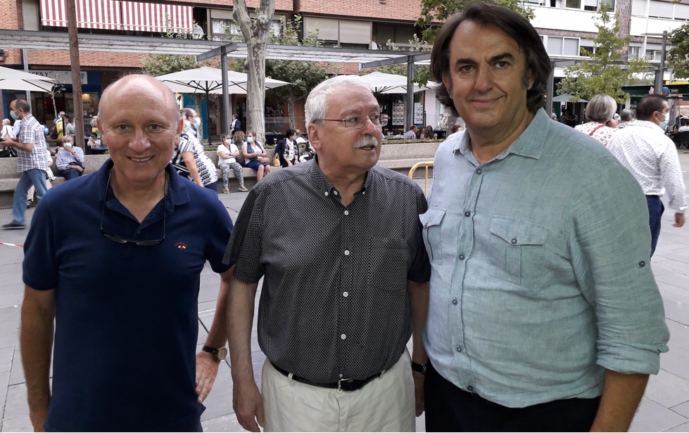 Miguel Ã�ngel de Rus en la Feria del Libro de Palencia con JoaquÃ­n Leguina y Manuel CortÃ©s Blanco
